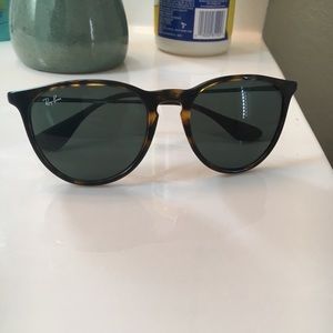 Raybans Erika